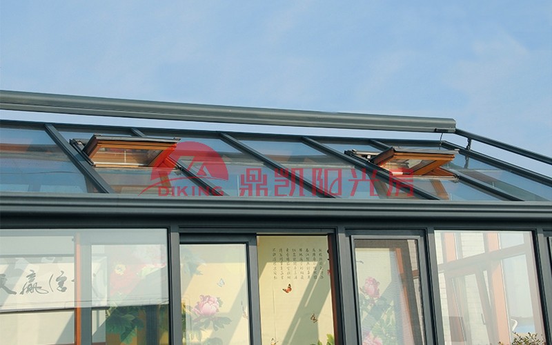 陽(yáng)光房千萬(wàn)不要玻璃頂是真的嗎？陽(yáng)光房如何隔熱？